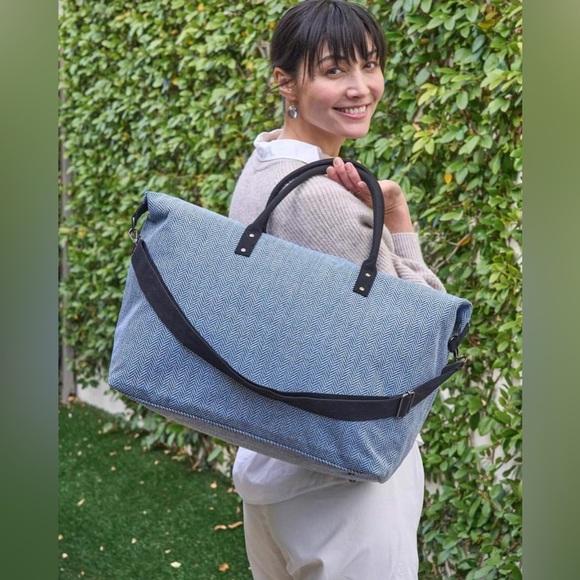 NWT LULU DHARMA Blue Herringbone Weekender Bag - Picture 1 of 8